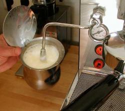 aufsch�umen der Milch